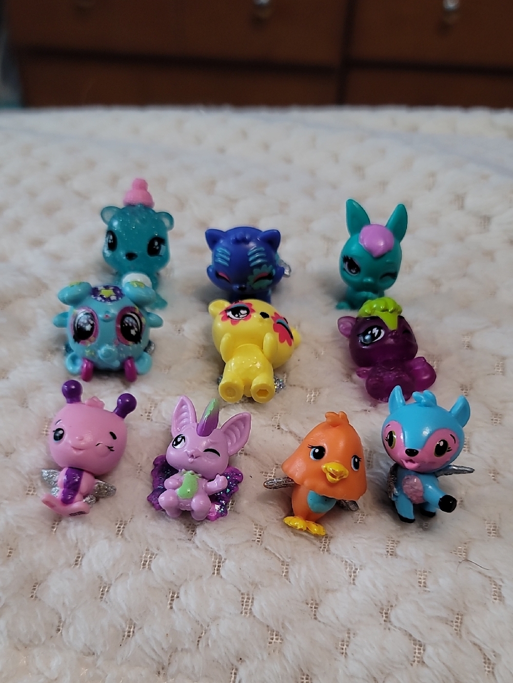 Lot Of 10 Misc Hatchimals